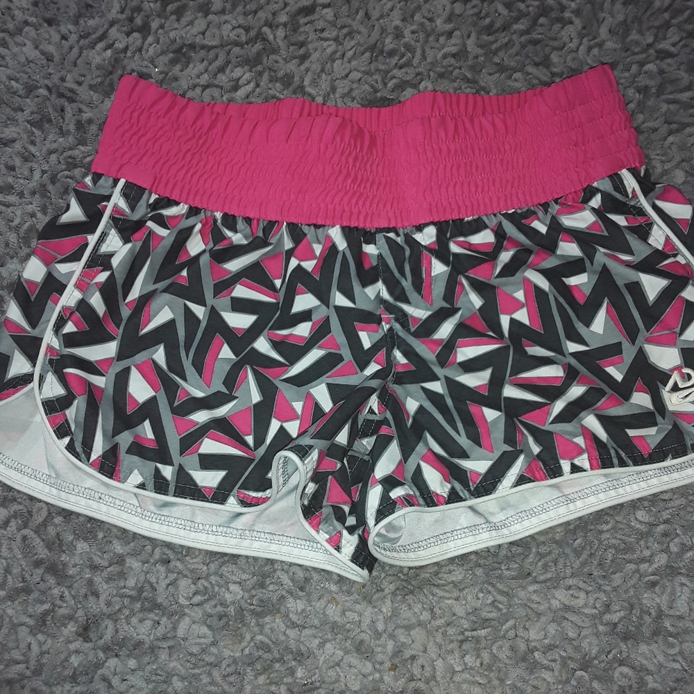 Shorts - Picture 3 of 3